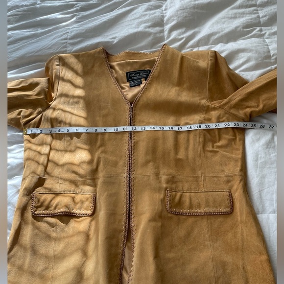 Terry Lewis  Classic Luxuries Tan Suede leather Jacket | 1X - Picture 12 of 14
